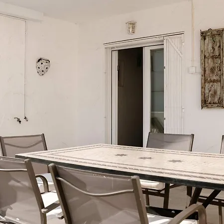 El Dorado Nueva Andalucia Pool Terrace *