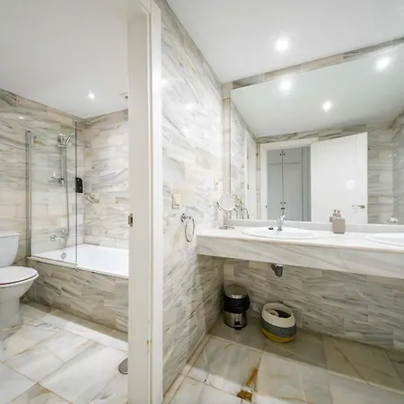 El Dorado Nueva Andalucia Pool Terrace Apartment