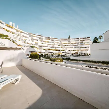 El Dorado Nueva Andalucia Pool Terrace *